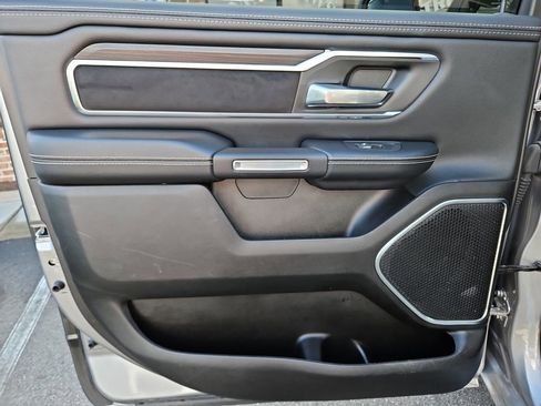 Used 2025 RAM 1500 Laramie image 33