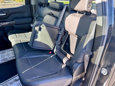 Used 2022 Chevrolet Silverado 1500 LTZ w/ LTZ Premium Package image 12