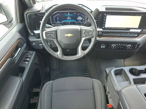 Certified 2023 Chevrolet Silverado 1500 LT AWD/4WD image 13