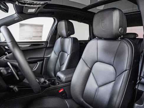 New 2026 Porsche Macan S image 5
