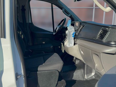 Used 2025 Ford Transit 250 Low Roof w/ Exterior Upgrade Package RWD image 13