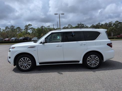 Used 2022 Nissan Armada SV w/ SV Appearance Package image 8