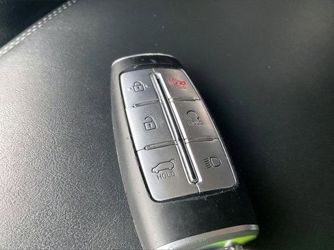 Used 2025 Genesis GV70 2.5T image 12