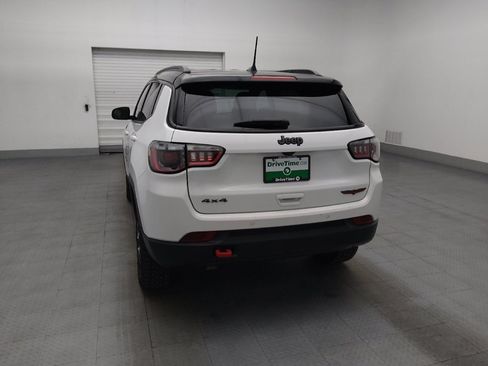 Used 2025 Jeep Compass Trailhawk AWD/4WD image 6