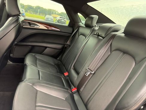 Used 2020 Lincoln MKZ Reserve w/ Monochromatic Package AWD/4WD image 33