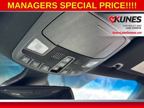 Used 2019 Ford Edge ST w/ Equipment Group 401A AWD/4WD image 32