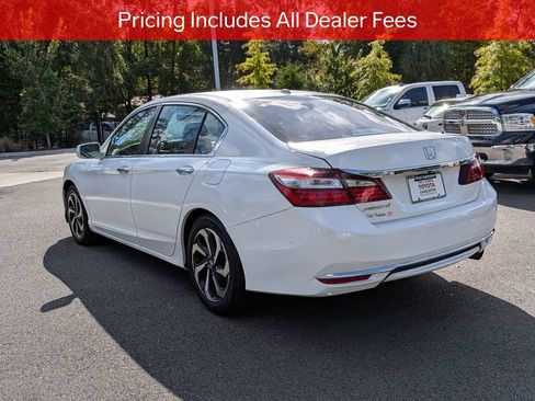 Used 2017 Honda Accord EX image 6