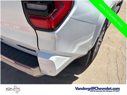 Used 2026 Toyota 4Runner Limited AWD/4WD image 8