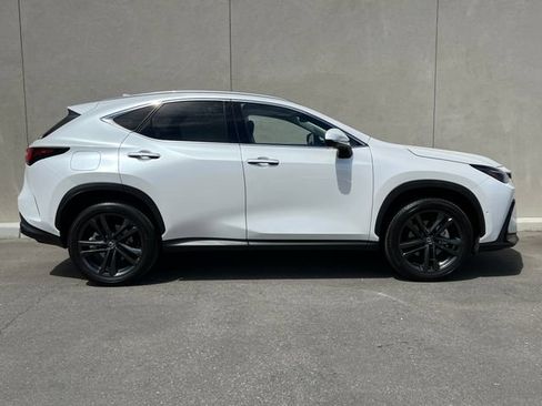 Used 2025 Lexus NX 450h+ AWD w/ Towing Package (2000 Lbs) image 5