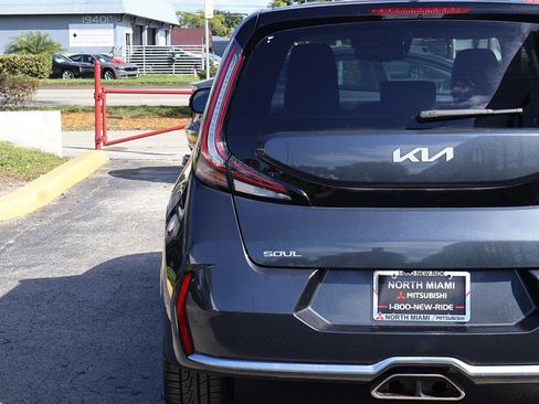 Used 2023 Kia Soul GT-Line w/ GT-Line Technology Package image 14