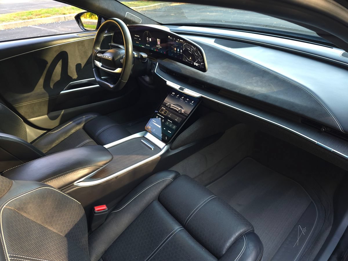 Used 2022 Lucid Air Grand Touring AWD/4WD image 25