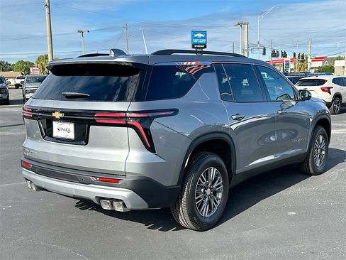 New 2026 Chevrolet Traverse LT w/ Driver Confidence Package image 4