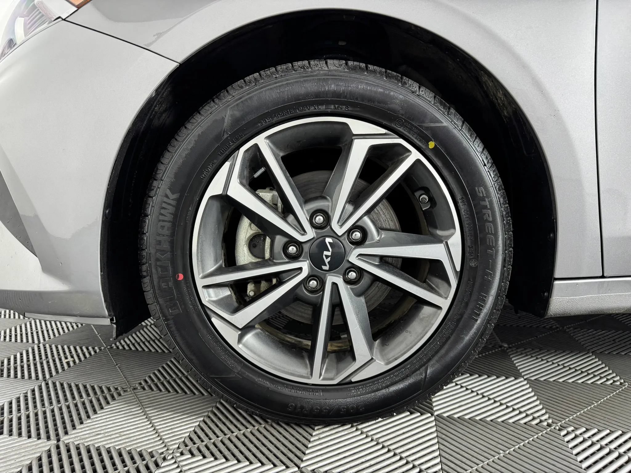 Used 2023 Kia Forte LXS FWD image 39
