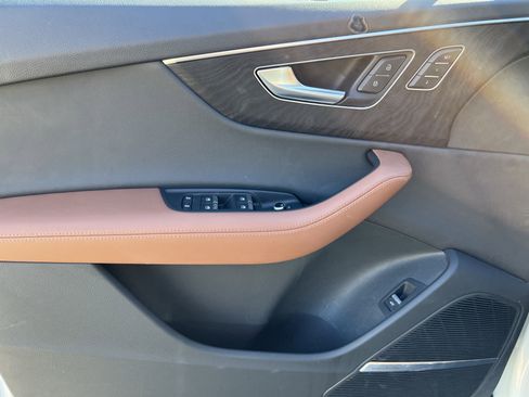 Used 2023 Audi Q7 2.0T Premium Plus w/ Premium Plus Package image 14