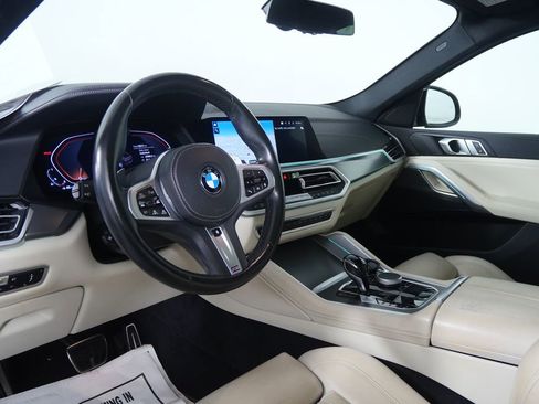Used 2022 BMW X6 xDrive40i w/ M Sport Package image 10