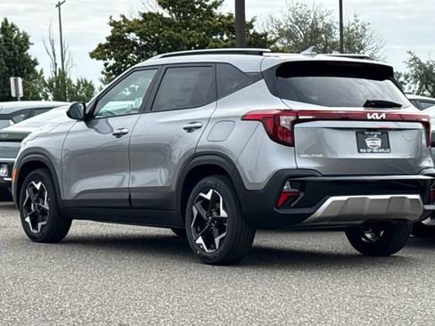 New 2026 Kia Seltos S FWD image 7