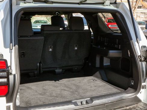 Used 2025 Toyota 4Runner SR5 image 10