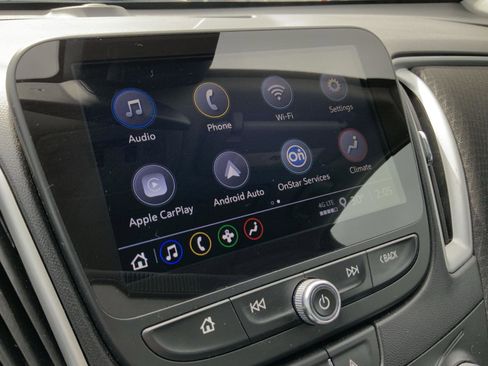 Used 2024 Chevrolet Malibu LT image 33