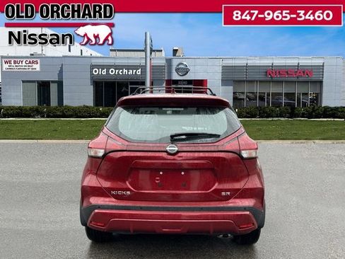 Used 2023 Nissan Kicks SR w/ SR Premium Package image 5