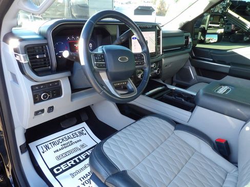 Used 2023 Ford F250 Limited w/ FX4 Off-Road Package image 17