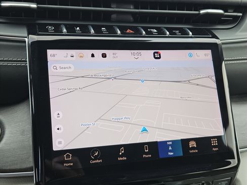 Used 2022 Jeep Grand Cherokee Overland w/ Luxury Tech Group IV RWD image 19