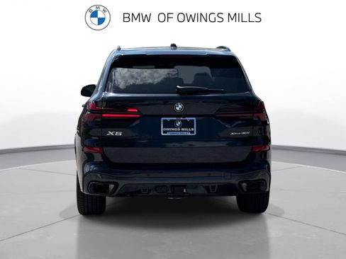New 2026 BMW X5 xDrive40i w/ M Sport Package AWD/4WD image 7