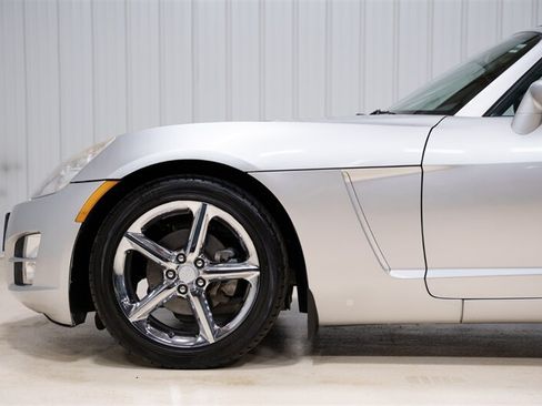 Used 2008 Saturn Sky w/ Premium Trim Package RWD image 3