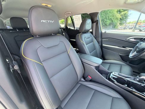 Used 2024 Chevrolet Trax ACTIV w/ Driver Confidence Package FWD image 23
