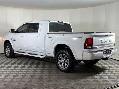 Used 2018 RAM 3500 Laramie Longhorn image 3