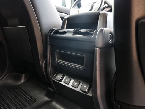 Used 2022 Land Rover Defender 110 S AWD/4WD image 33
