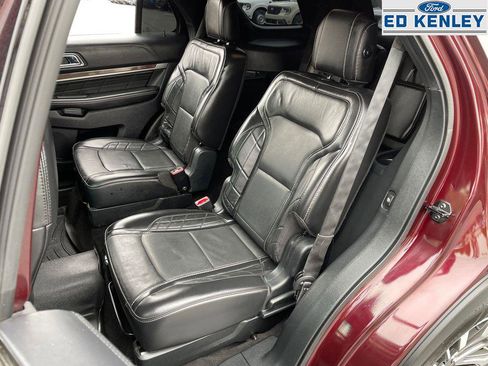 Used 2019 Ford Explorer Platinum image 7