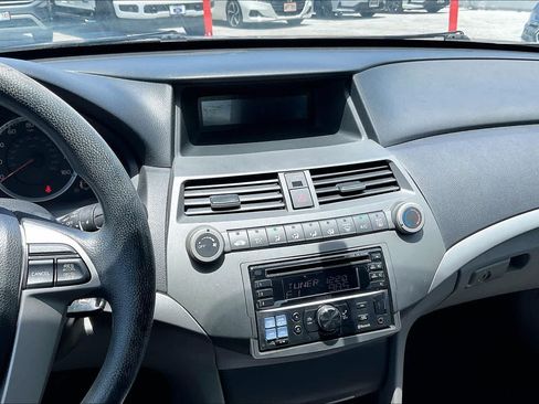 Used 2011 Honda Accord LX image 15