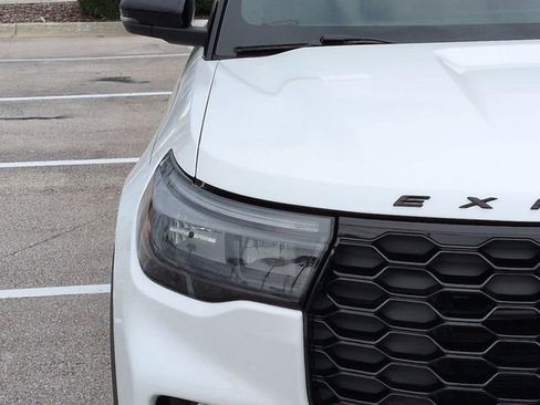 Certified 2025 Ford Explorer ST w/ Sun And Sound Package AWD/4WD image 10