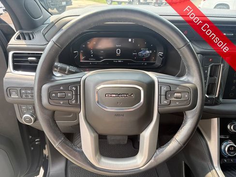 Used 2022 GMC Yukon Denali AWD/4WD image 17