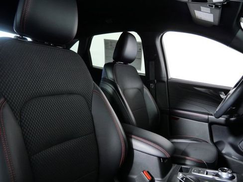 Certified 2023 Ford Escape ST-Line w/ Tech Pack #1 AWD/4WD image 11