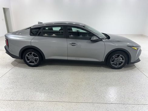 Used 2025 Kia K4 FWD image 6
