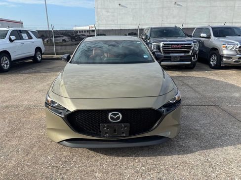 Used 2024 MAZDA MAZDA3 s AWD/4WD image 2