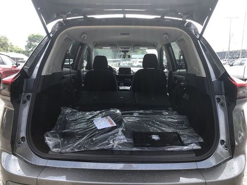 Certified 2026 Nissan Rogue S image 16