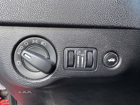 Used 2023 Dodge Charger SXT RWD image 27