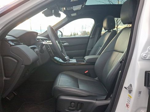 Used 2026 Land Rover Range Rover Velar Dynamic SE image 13