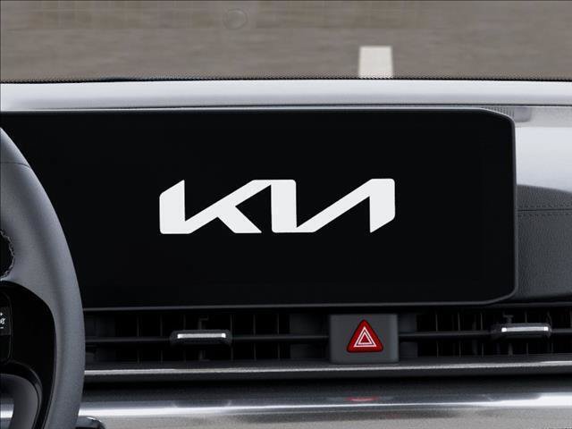 Used 2027 Kia Carnival EX FWD image 20