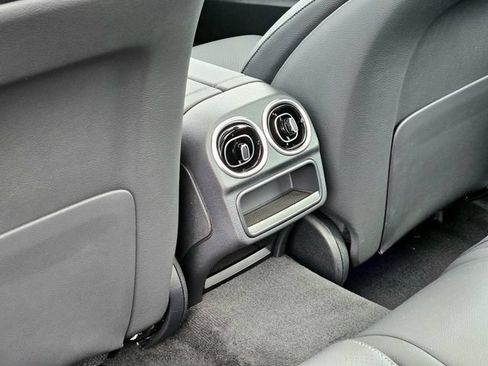 New 2026 Mercedes-Benz C 300 4MATIC Sedan image 26