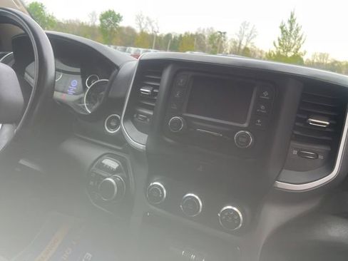Used 2020 RAM 1500 Big Horn AWD/4WD image 15