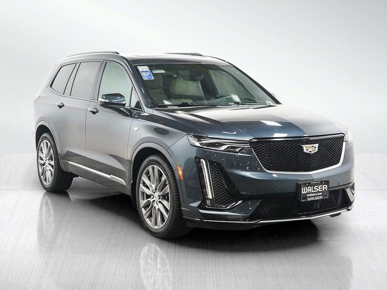 Used 2020 Cadillac XT6 Premium Luxury FWD image 7