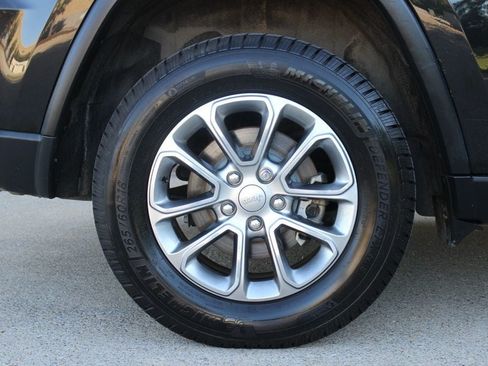 Used 2015 Jeep Grand Cherokee Limited w/ Luxury Group II RWD image 17
