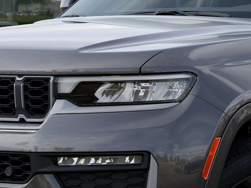 New 2026 Jeep Grand Cherokee Limited image 39