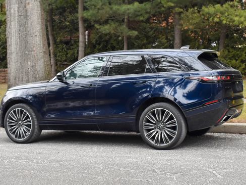 Used 2023 Land Rover Range Rover Velar R-Dynamic S image 5