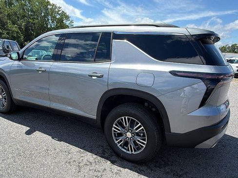 New 2026 Chevrolet Traverse LT FWD image 7