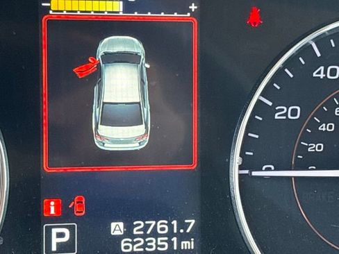 Used 2018 Subaru Crosstrek 2.0i Limited image 10