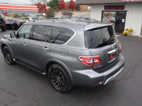 Used 2017 Nissan Armada Platinum image 23
